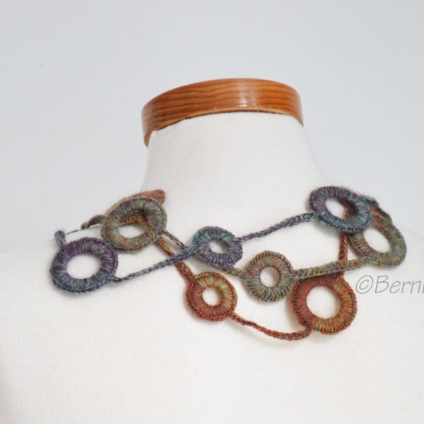 Crochet circle necklace, autumn colors, N386