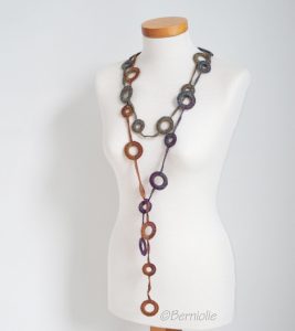 Crochet circle necklace, autumn colors, N386