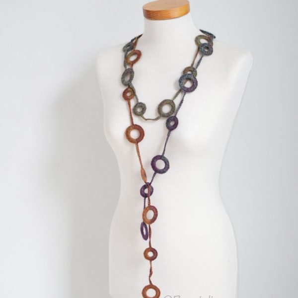 Crochet circle necklace, autumn colors, N386