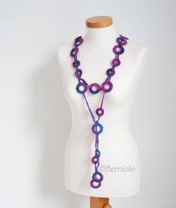 Crochet circle necklace, shades of pink and purple, N388