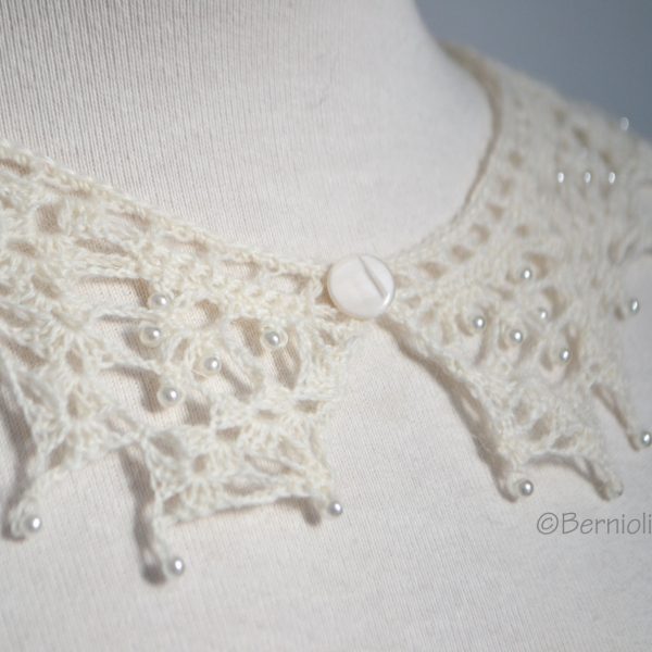 Lace crochet collar, Ivory alpaca, P412