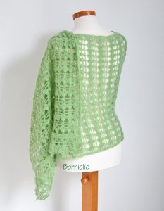 BELLA, Crochet shawl pattern pdf