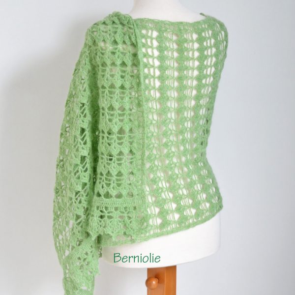 BELLA, Crochet shawl pattern pdf