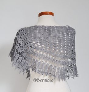 Crochet lace shawl, scarf, lace, grey, wool, P434