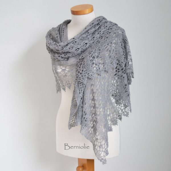 GRACE, Crochet shawl pattern pdf