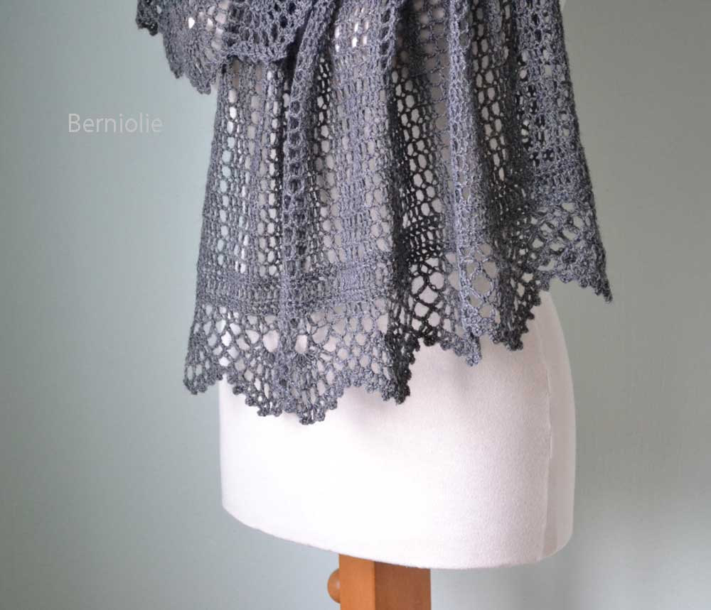 Izumi, Crochet shawl pattern pdf