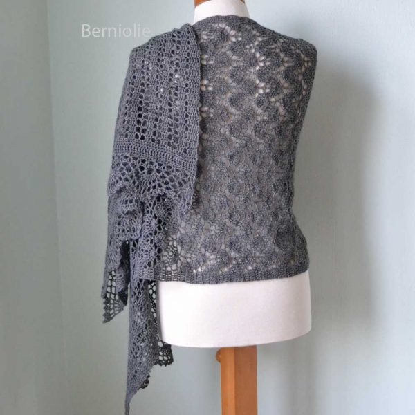 Izumi, Crochet shawl pattern pdf