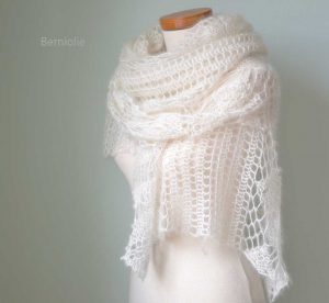 LUNA, Crochet shawl pattern pdf