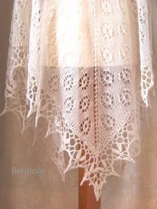 ROSA, Knitting & crochet shawl pattern pdf