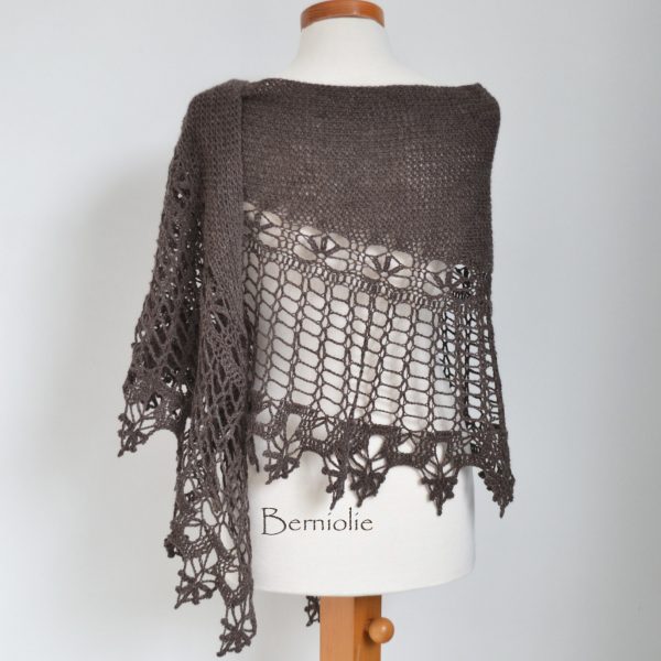 SIOBHAN, Crochet shawl pattern pdf