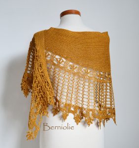 SIOBHAN, Crochet shawl pattern pdf