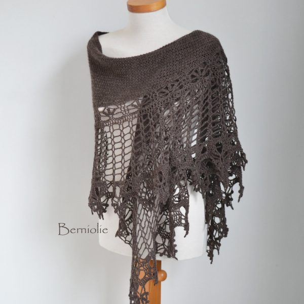 SIOBHAN, Crochet shawl pattern pdf