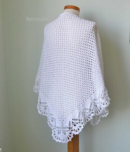 VICTORIA, Crochet shawl pattern pdf